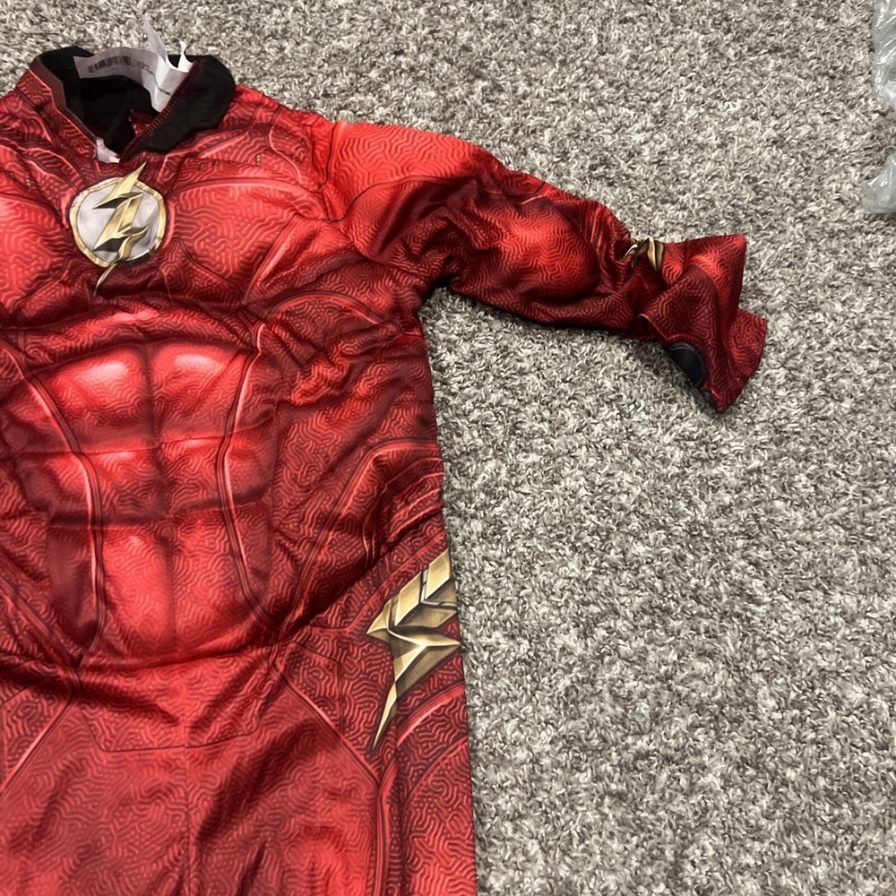 The Flash Costume Size Medium - Picture 2 of 4